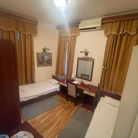 Traveling Actor Skadarlija 게스트하우스