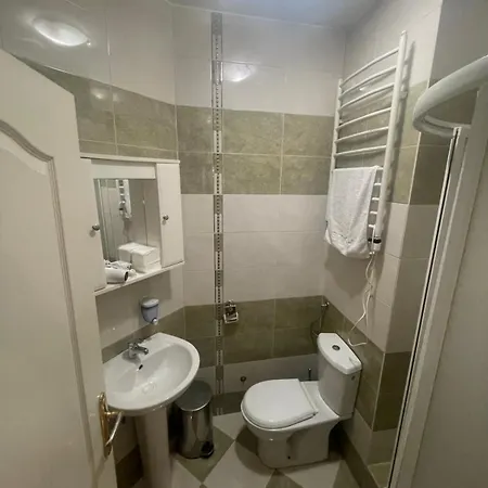 Traveling Actor Skadarlija 4* 베오그라드